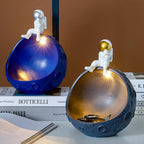 Modern Minimalist Creative Spaceman Key Storage