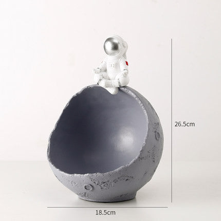 Modern Minimalist Creative Spaceman Key Storage