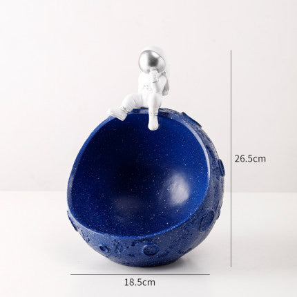 Modern Minimalist Creative Spaceman Key Storage